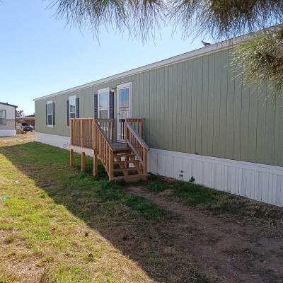 Photo 4 of 15 of home located at 4477 Kalamath Cir #422 San Angelo, TX 76905