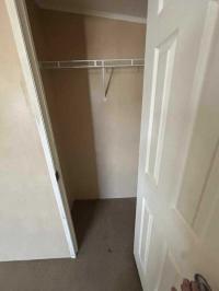 2012 OAK CREEK HOMES 	OAK MANOR 335 FS Mobile Home