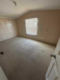 2012 OAK CREEK HOMES 	OAK MANOR 335 FS Mobile Home