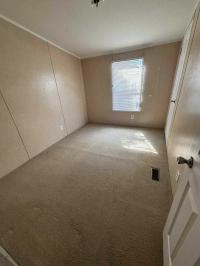 2012 OAK CREEK HOMES 	OAK MANOR 335 FS Mobile Home