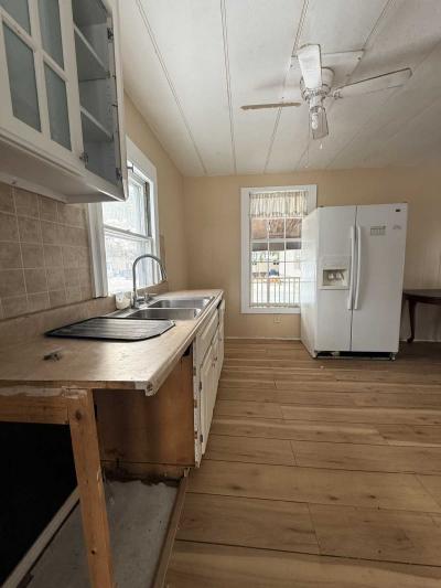 Photo 5 of 14 of home located at 2015 Lovell Ct Milford, MI 48381