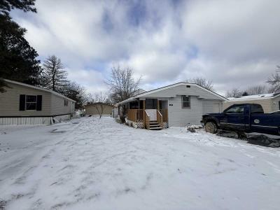 Mobile Home at 2015 Lovell Ct Milford, MI 48381