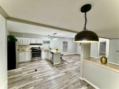 Mobile Home at 5891 Hazel Dr Florence, KY 41042