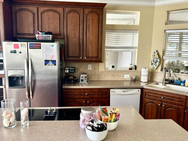 2006 Palm Harbor Lailani 3BD/2BA Manufactured Home