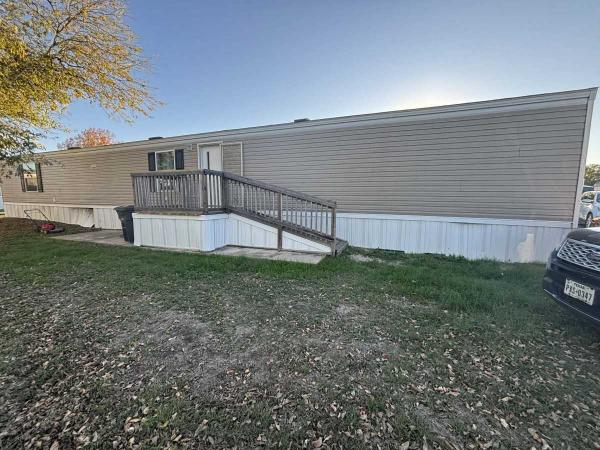 Photo 1 of 2 of home located at 8718 S. Zarzomora St San Antonio, TX 78214