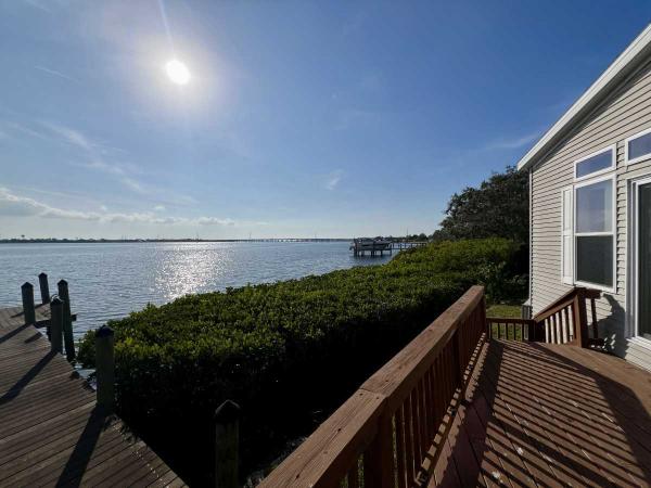 2006 Palm Harbor Lailani 3BD/2BA Manufactured Home