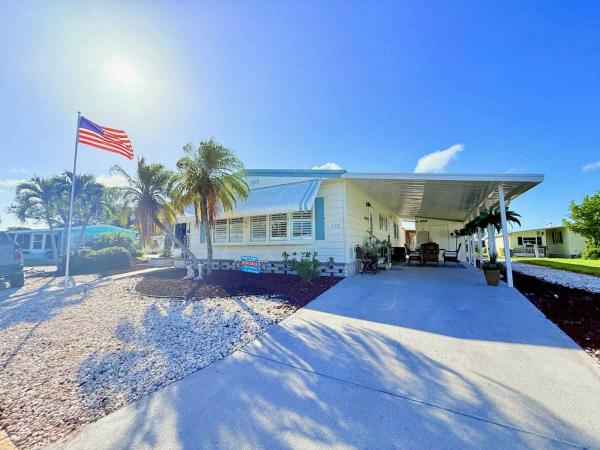 Photo 1 of 2 of home located at 3901 71st St W Bradenton, FL 34209