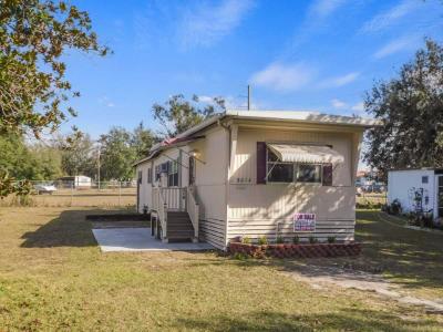 Mobile Home at 8014 Bluebell Lane Zephyrhills, FL 33540