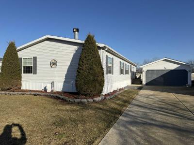 Mobile Home at 361 Daffodil Ln Matteson, IL 60443