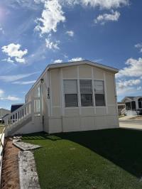 1983 GOLDEN WEST  Mobile Home