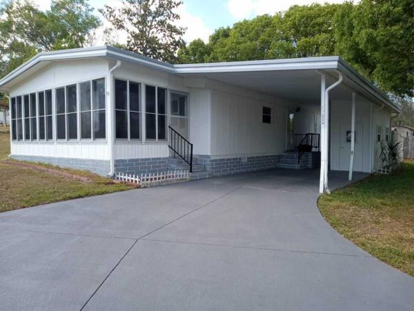 1976 HOME Mobile Home For Sale