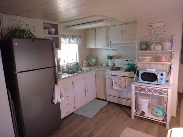 1973 Suncrest Manufactured Home
