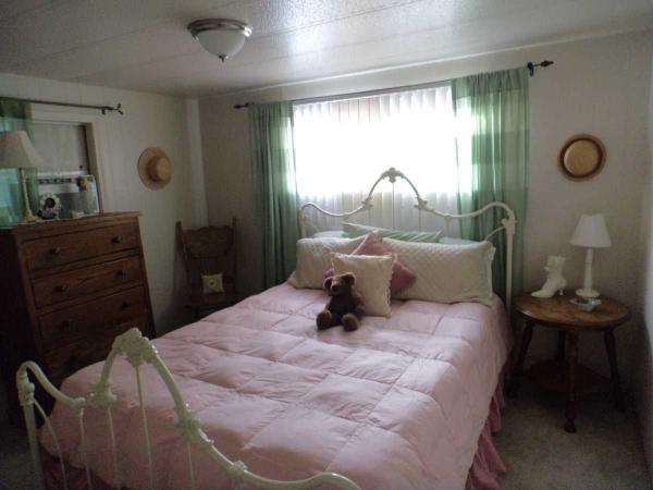 1973 Suncrest Manufactured Home