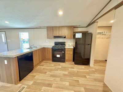 Photo 4 of 48 of home located at 9501 E Broadway Rd 174 Mesa, AZ 85208