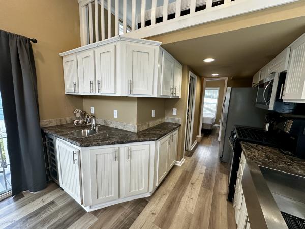 2018 Champion APS528FSL Mobile Home