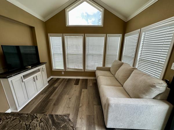 2018 Champion APS528FSL Mobile Home