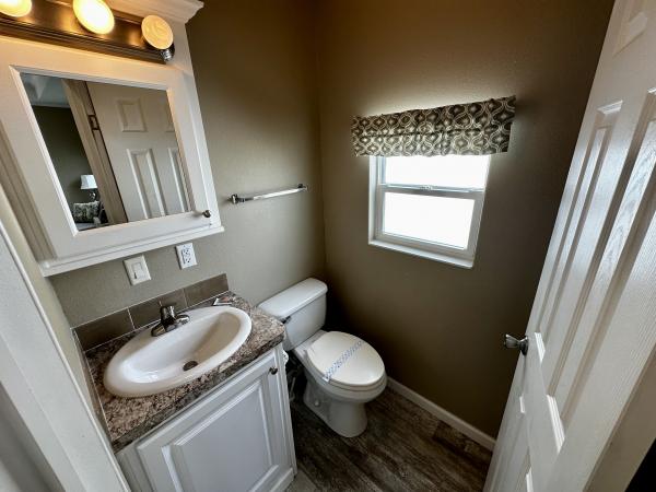 2018 Cavco 360HK12411C Mobile Home