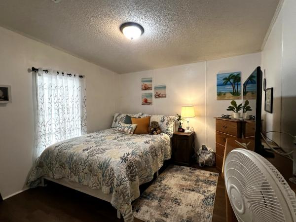 1998 Homes of Merit HS Mobile Home