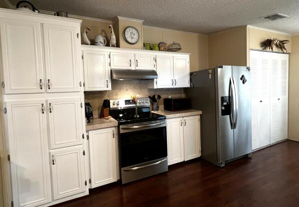 1998 Homes of Merit HS Mobile Home