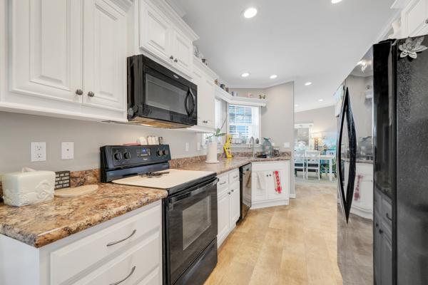 2018 Skyline 5079 Mobile Home