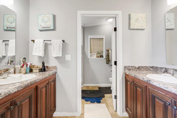 2018 Skyline 5079 Mobile Home