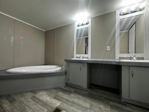 1995 Fleetwood Festival Mobile Home