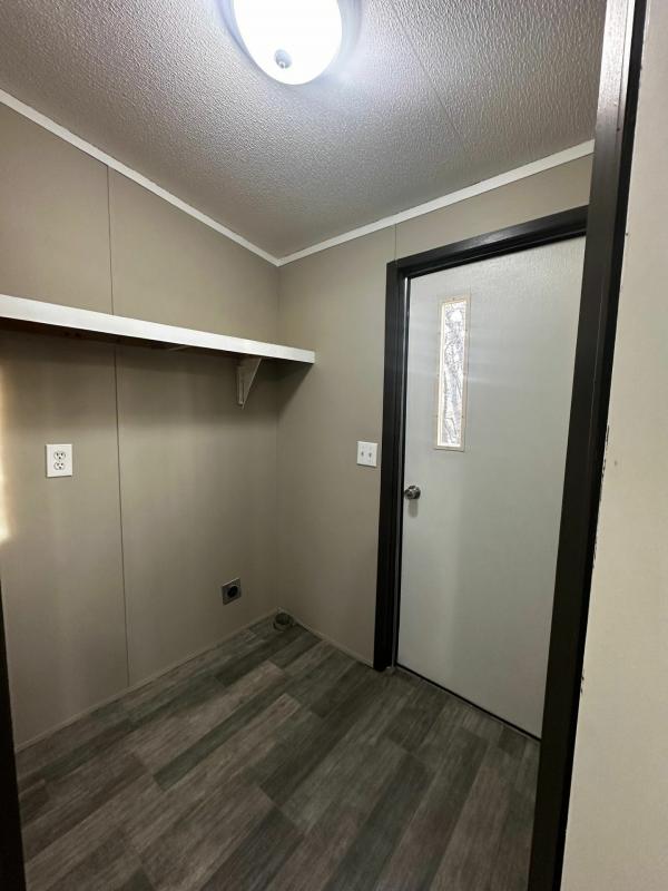 1995 Fleetwood Festival Mobile Home