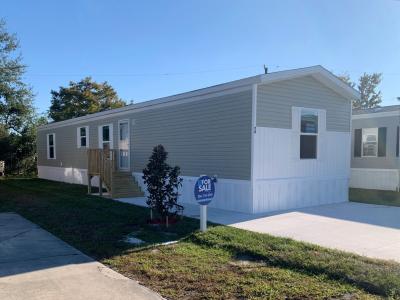 Photo 2 of 15 of home located at 476 Fernwood Dr. Deland, FL 32724