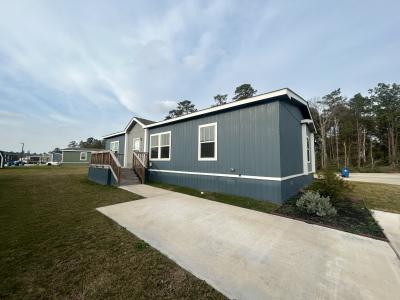 Photo 2 of 5 of home located at 10691 Rustling Dr Conroe, TX 77303