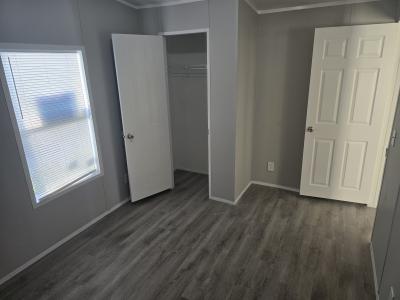 Photo 5 of 11 of home located at 2956 Kelso Circle E Jacksonville, FL 32250