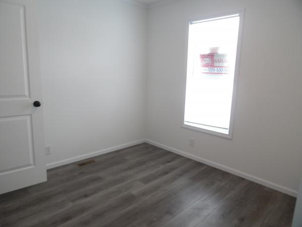 2024 Champion RA1670292F Mobile Home