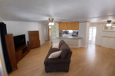 Photo 4 of 14 of home located at 904 52nd Avenue Terrace W Bradenton, FL 34207