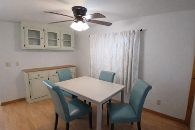 Photo 5 of 14 of home located at 904 52nd Avenue Terrace W Bradenton, FL 34207