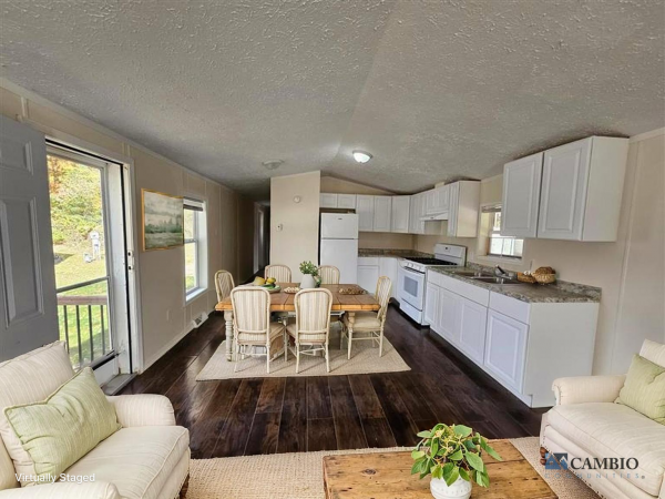 2000 Holly Park  Home