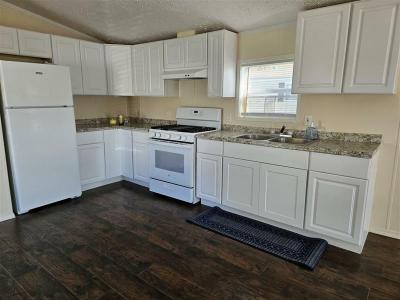 Photo 5 of 11 of home located at 216 Bayport Circle Lot 10 Springport, MI 49284