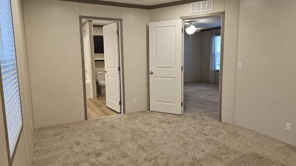 2025 Clayton 4824-5734 Pulse  Home