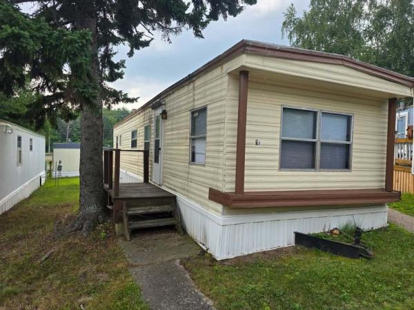 Photo 1 of 2 of home located at 500 Pioneer Rd Lot 46 Marquette, MI 49855