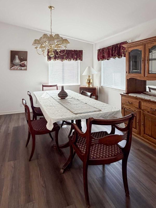 2001 Silvercrest Edgewood Manor Manufactured Home