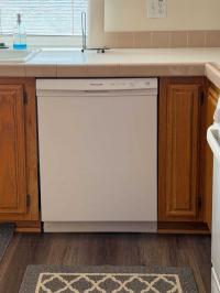 2001 Silvercrest Edgewood Manor Manufactured Home