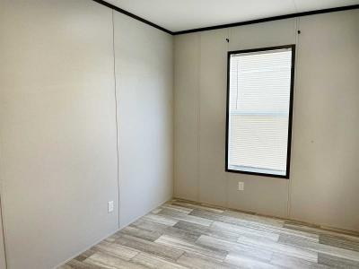 Photo 4 of 5 of home located at 195 Green Bur Oak Loop Lot 283 Liberty Hill, TX 78642