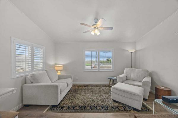 1992 Fleetwood Lake Springs Manufactured Home