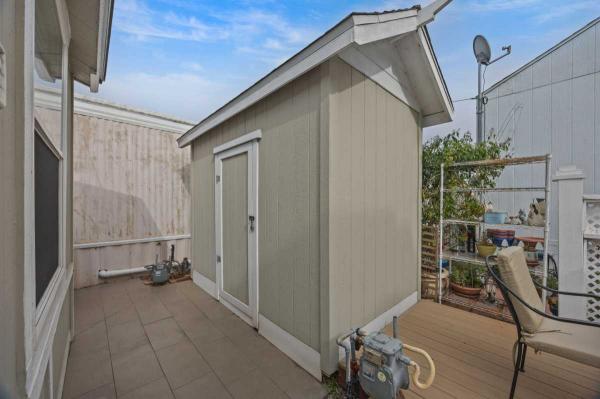 1992 Fleetwood Lake Springs Manufactured Home