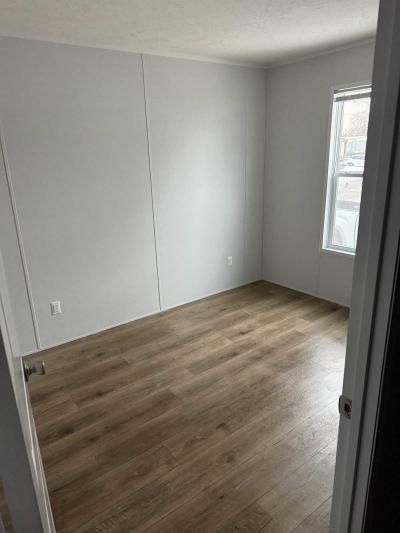 Photo 4 of 8 of home located at 8750 Sheridan Rd Lot 24 Kenosha, WI 53143