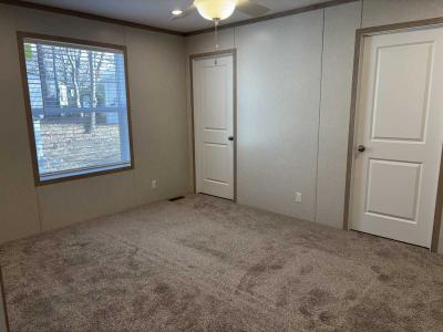 Photo 5 of 10 of home located at 16 English Village Park #87 Nixa, MO 65714