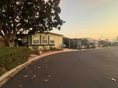 Photo 3 of 17 of home located at 14851 Jeffrey, #192 Irvine, CA 92618