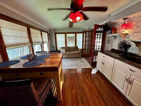1986 Mobile Home