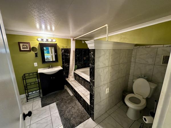 1986 Mobile Home