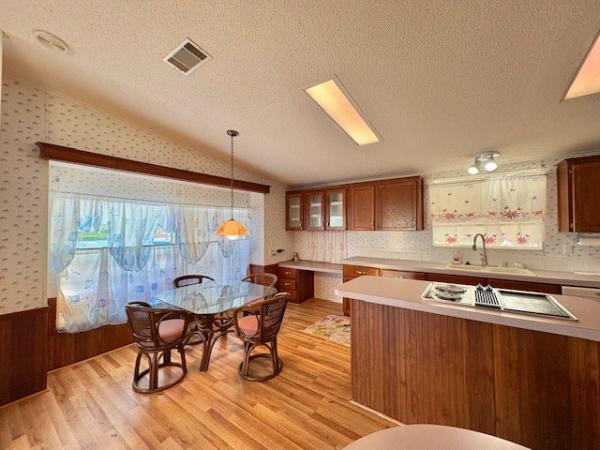 1994 Mobile Home