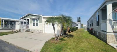 Photo 2 of 18 of home located at 8009 Snapper Trail Orlando, FL 32822