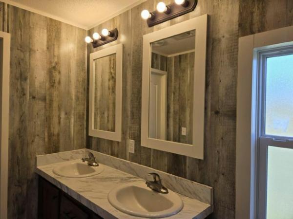 2023 Live Oak Homes Chestnut Manufactured Home